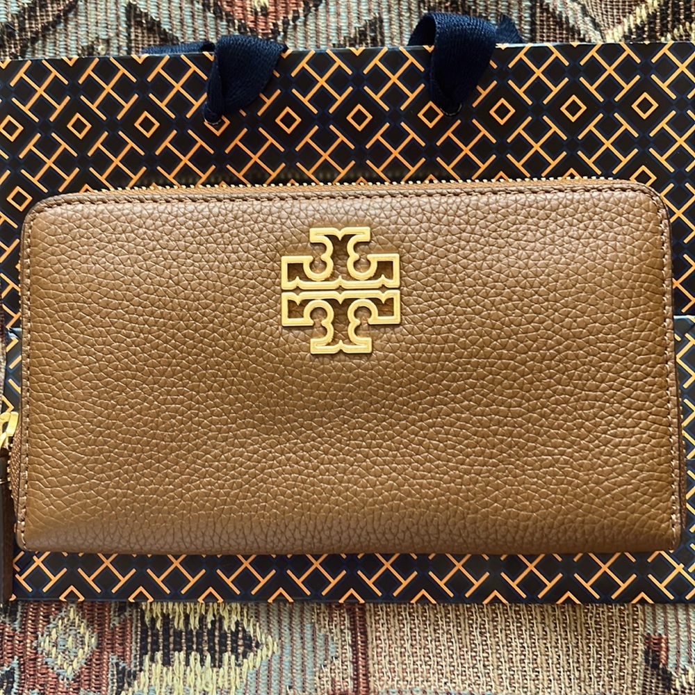 Womens Tory Burch Wallet